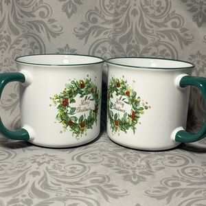 RARE Discontinued Merry Christmas Wreath Camper Mug SET OF 2 18oz NWT